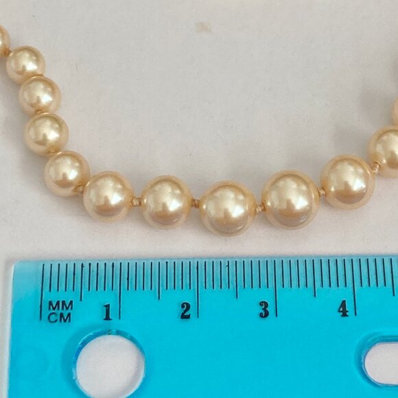 Vtg Danecraft Cream Glass Pearl Necklace 18" Hand Knot Vermeil Sterling Clasp - Picture 11 of 12
